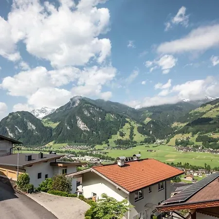 Monis Apartment Ramsau im Zillertal Exterior photo